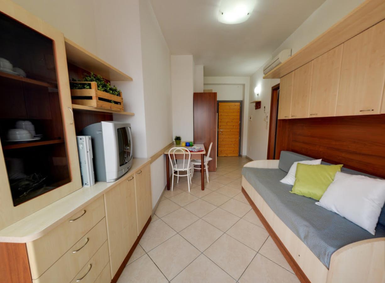 Mediterraneo Aparthotel 2*
