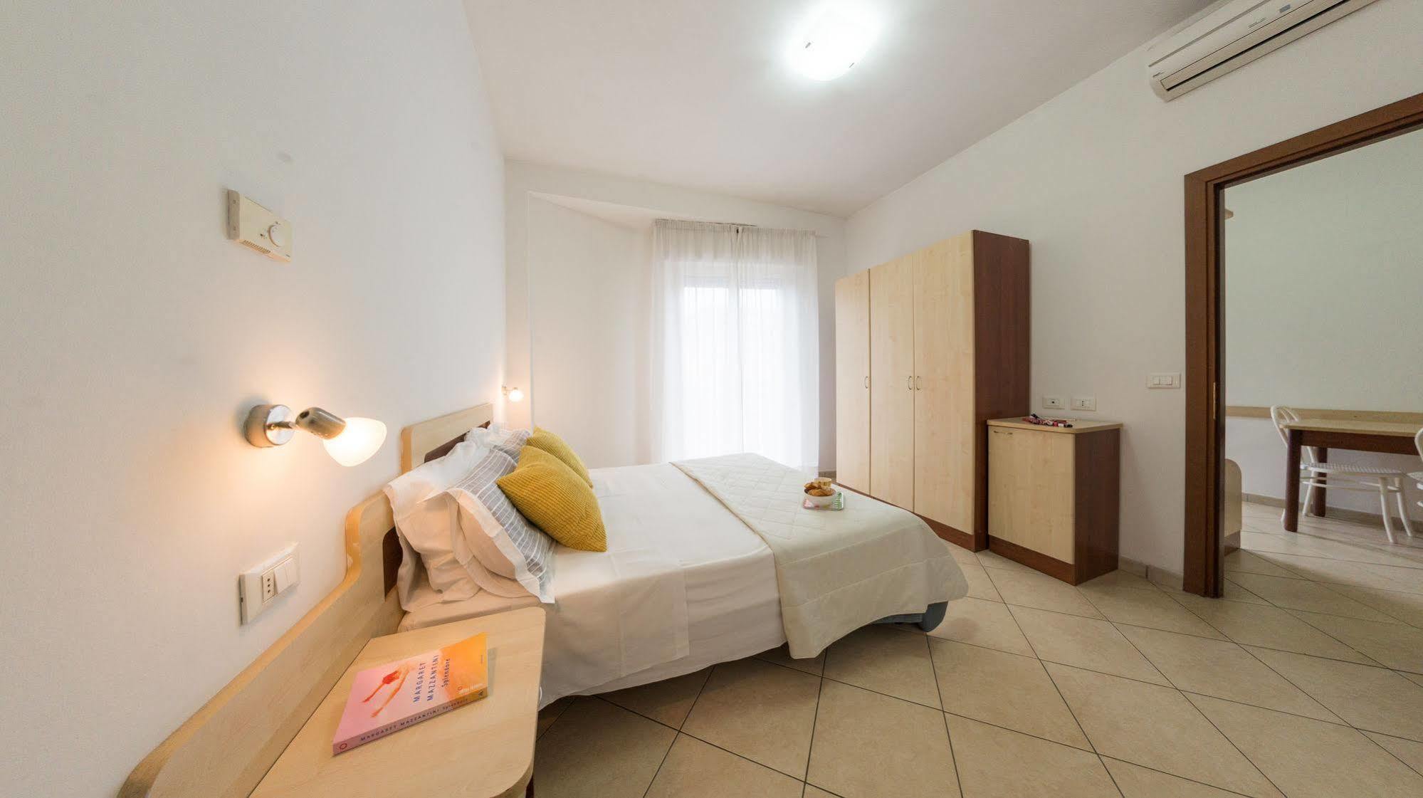 Mediterraneo Aparthotel